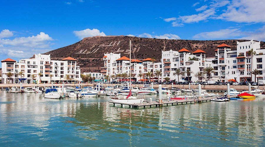 حلاقين وصالونات الحلاقة في أكادير