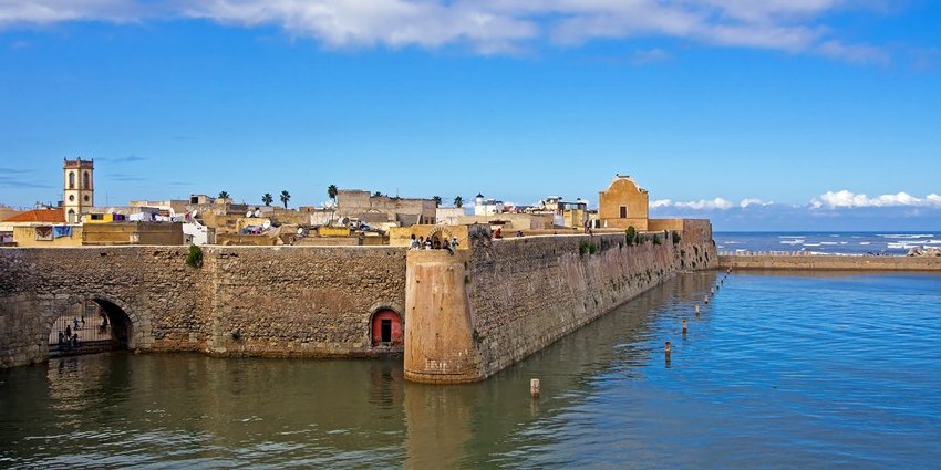 حلاقين وصالونات الحلاقة في الجديدة